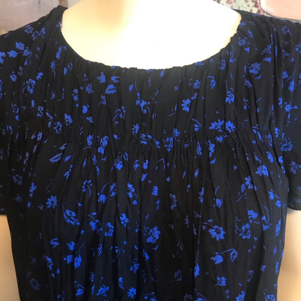 ⭐️3 for $25⭐️ Forever 21 dress - Picture 2 of 6
